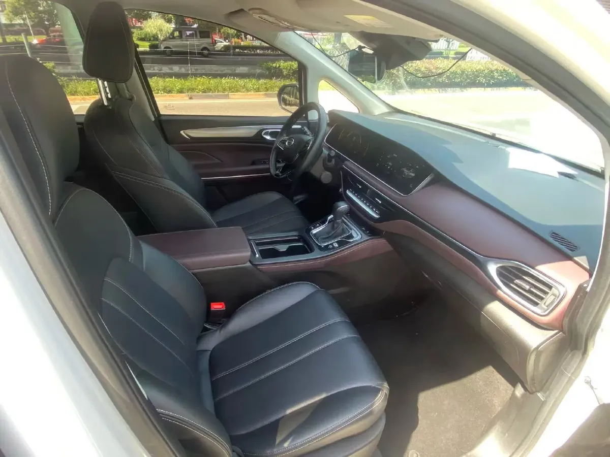 2021 GAC Trumpchi M6 1.5T 169HP L4 7DCT,autocango,china used car exporter,china ev exporter,chinese used car exporter,chinese used ev exporter