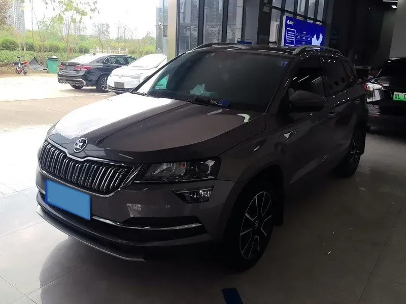 2019 Skoda Karoq 1.4T 150HP L4 7DCT,autocango,china used car exporter,china ev exporter,chinese used car exporter,chinese used ev exporter