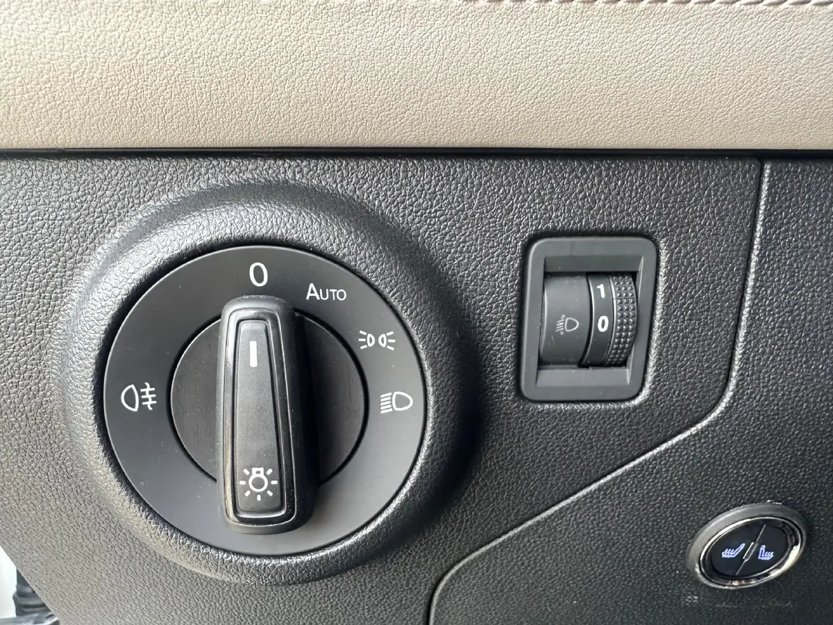 2023 Jetta VS7 1.4T 150HP L4 6AT,autocango,china used car exporter,china ev exporter,chinese used car exporter,chinese used ev exporter