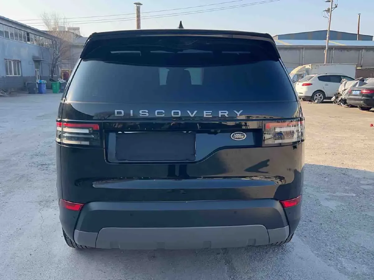 2019 Land Rover Discovery 2.0T 300HP L4 8AT,autocango,china used car exporter,china ev exporter,chinese used car exporter,chinese used ev exporter