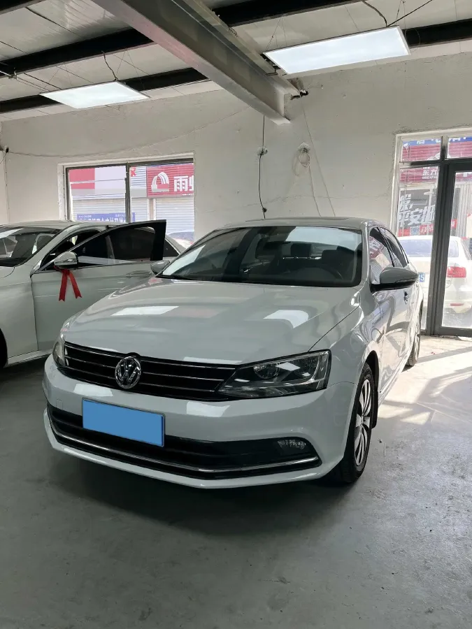 2018 KingLong KaiTe 2.3T 110HP L4 5MT,autocango,china used car exporter,china ev exporter,chinese used car exporter,chinese used ev exporter