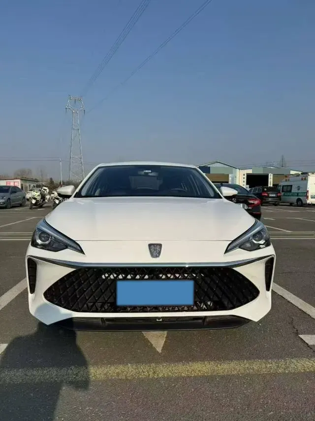 2026 Roewe i5 1.5L 129HP L4 CVT,autocango,china used car exporter,china ev exporter,chinese used car exporter,chinese used ev exporter