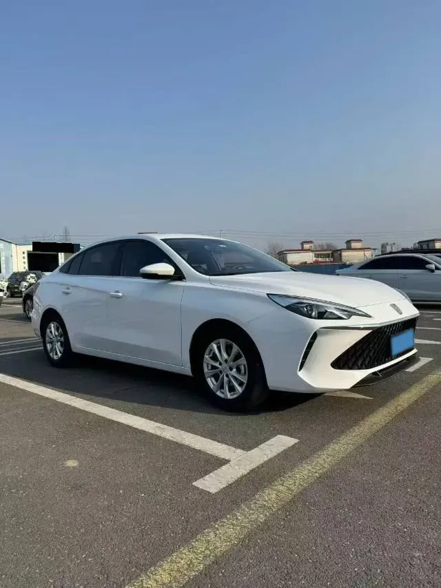 2026 Roewe i5 1.5L 129HP L4 CVT,autocango,china used car exporter,china ev exporter,chinese used car exporter,chinese used ev exporter