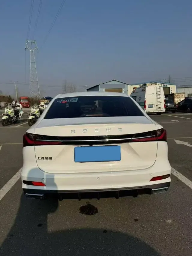 2026 Roewe i5 1.5L 129HP L4 CVT,autocango,china used car exporter,china ev exporter,chinese used car exporter,chinese used ev exporter