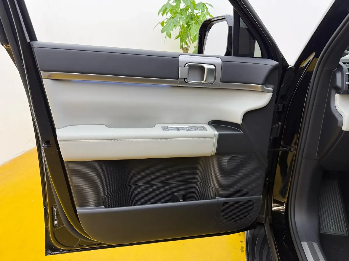 2025 FangChengBao Tai 7 1.5T 156HP L4 E-CVT PHEV,autocango,china used car exporter,china ev exporter,chinese used car exporter,chinese used ev exporter