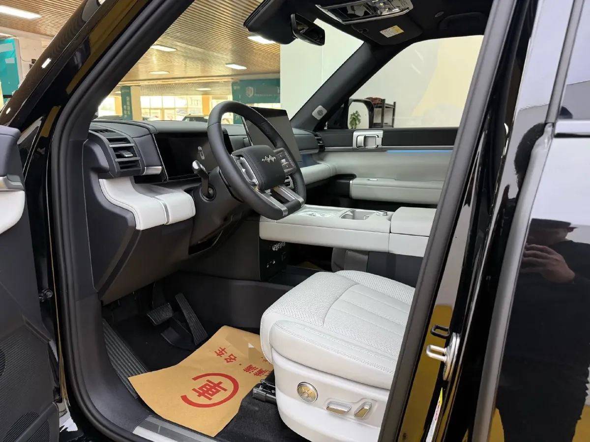 2025 FangChengBao Tai 7 1.5T 156HP L4 E-CVT PHEV,autocango,china used car exporter,china ev exporter,chinese used car exporter,chinese used ev exporter
