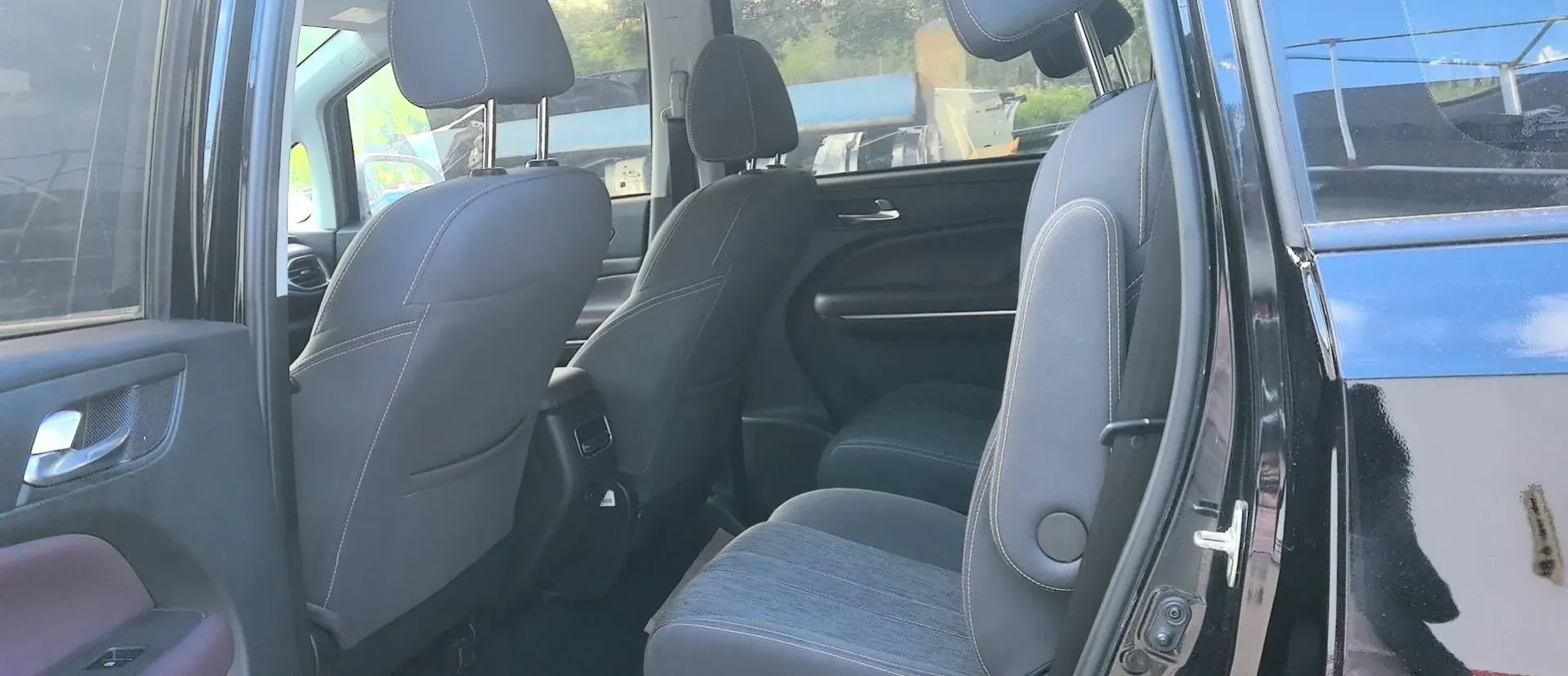 2021 GAC Trumpchi M6 1.5T 169HP L4 7DCT,autocango,china used car exporter,china ev exporter,chinese used car exporter,chinese used ev exporter