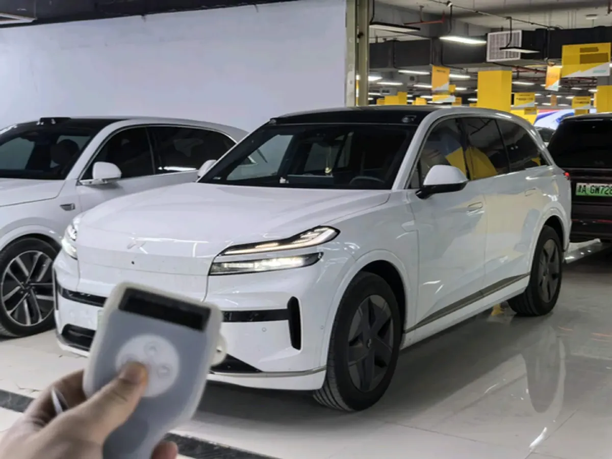 2025 ONVO L90 BEV,autocango,china used car exporter,china ev exporter,chinese used car exporter,chinese used ev exporter