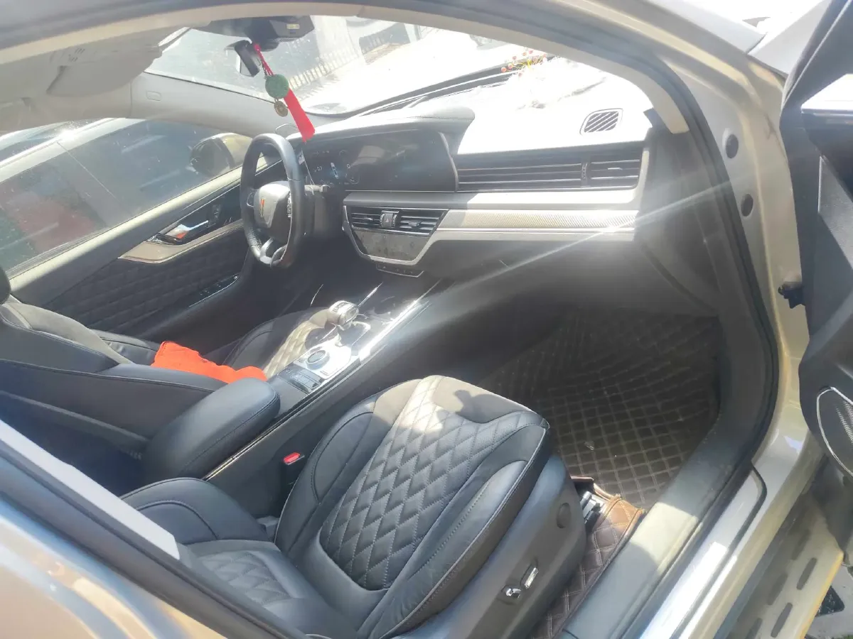 2019 HongQi HS5 2.0T 224HP L4 6AT,autocango,china used car exporter,china ev exporter,chinese used car exporter,chinese used ev exporter