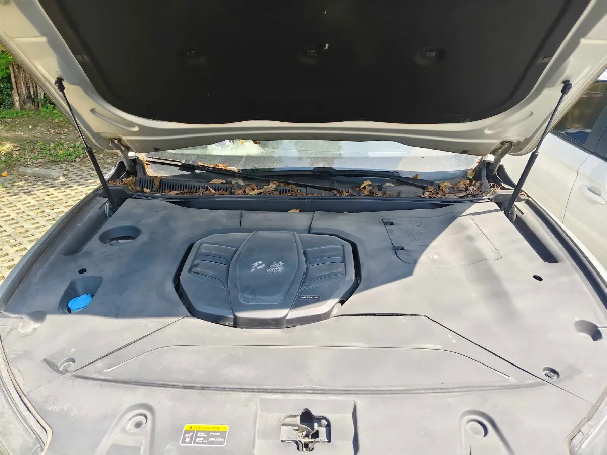 2019 HongQi HS5 2.0T 224HP L4 6AT,autocango,china used car exporter,china ev exporter,chinese used car exporter,chinese used ev exporter