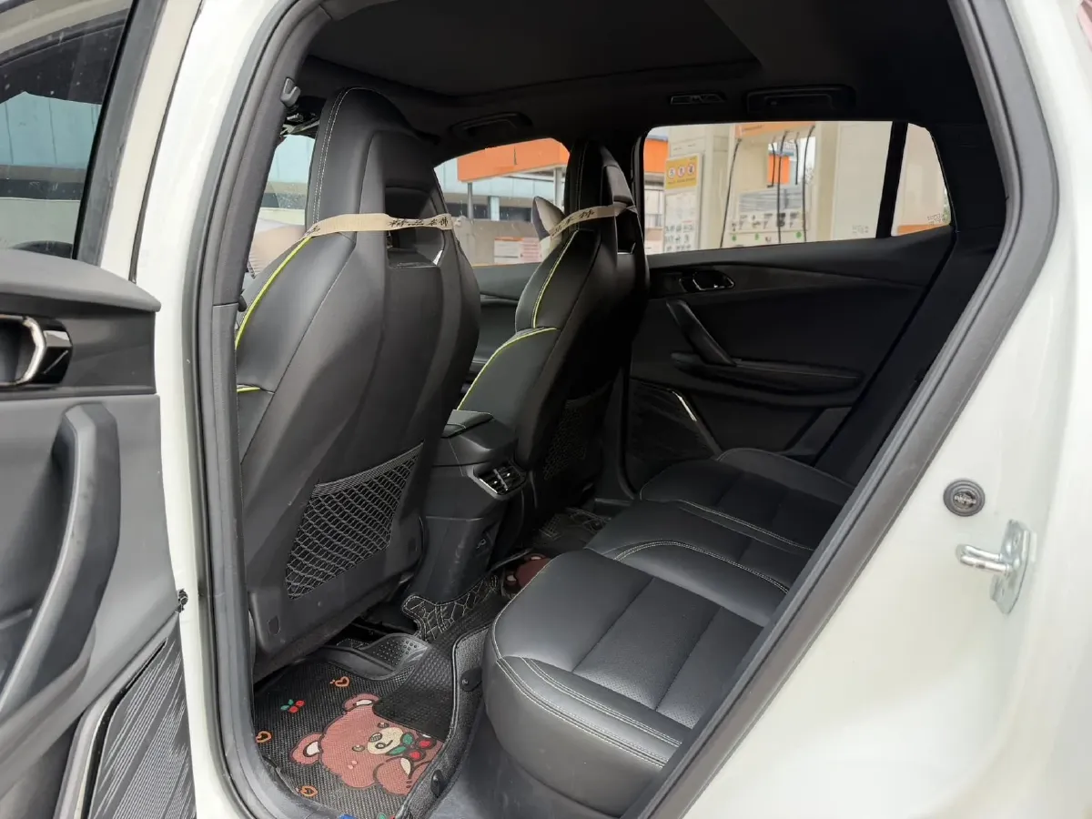 2023 LYNK&CO 06 1.5T 181HP L4 7DCT,autocango,china used car exporter,china ev exporter,chinese used car exporter,chinese used ev exporter