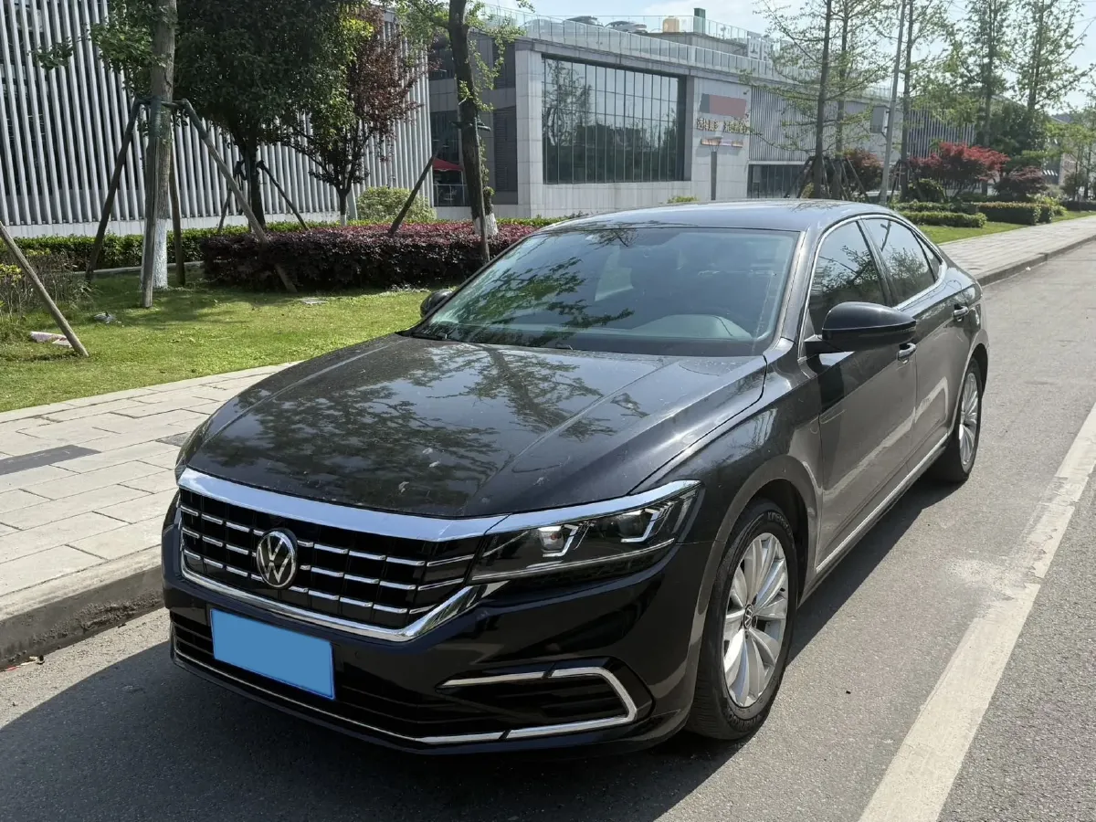 2020 Volkswagen Passat 2.0T 186HP L4 7DCT,autocango,china used car exporter,china ev exporter,chinese used car exporter,chinese used ev exporter