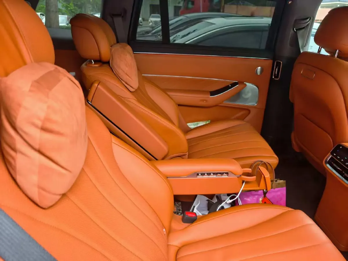 2025 AITO AITO M8 BEV,autocango,china used car exporter,china ev exporter,chinese used car exporter,chinese used ev exporter