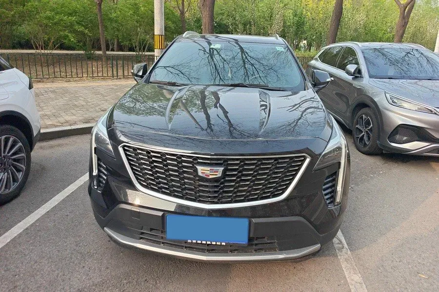 2021 Cadillac XT4 2.0T 237HP L4 9AT,autocango,china used car exporter,china ev exporter,chinese used car exporter,chinese used ev exporter