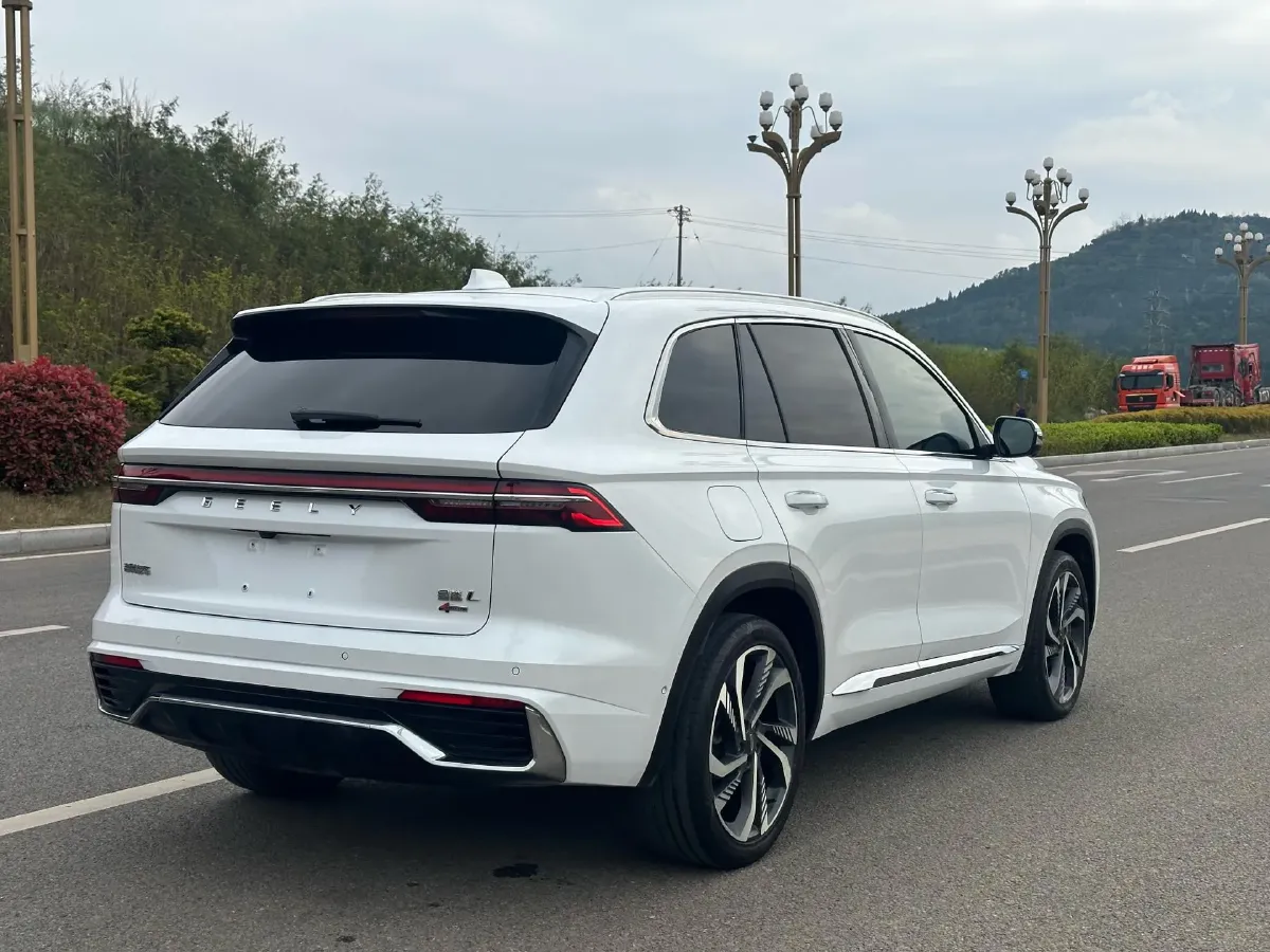 2021 Geely Monjaro 2.0T 238HP L4 8AT,autocango,china used car exporter,china ev exporter,chinese used car exporter,chinese used ev exporter