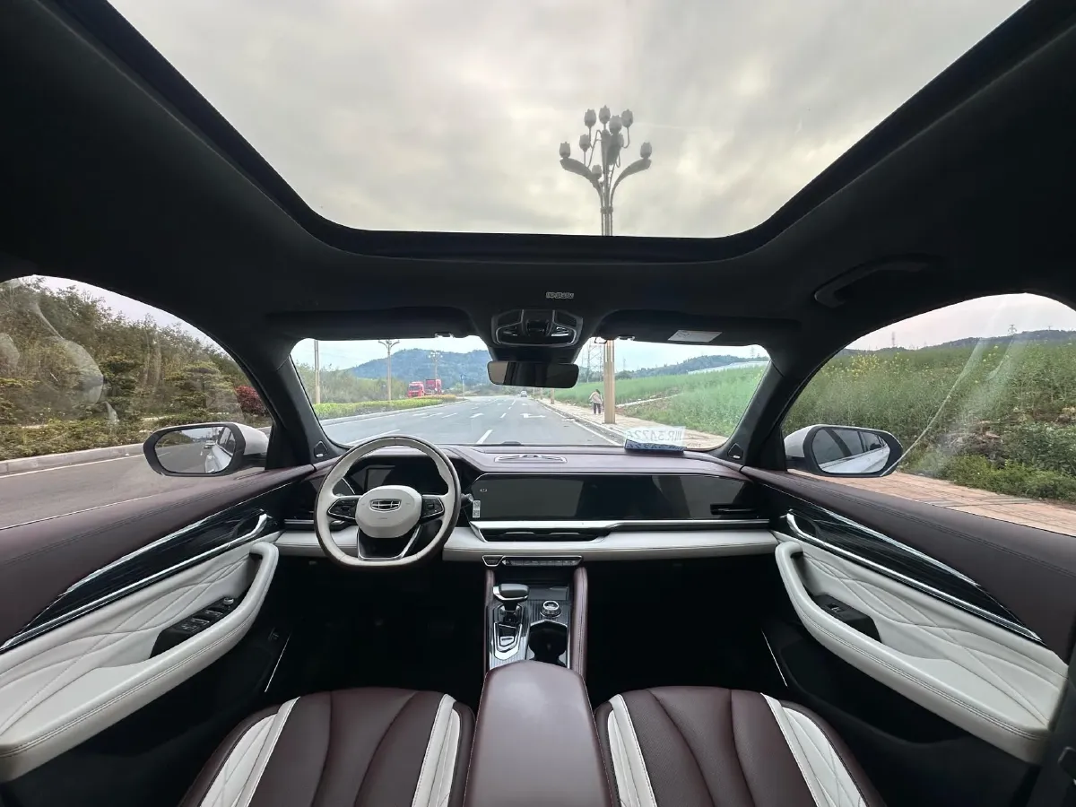 2021 Geely Monjaro 2.0T 238HP L4 8AT,autocango,china used car exporter,china ev exporter,chinese used car exporter,chinese used ev exporter