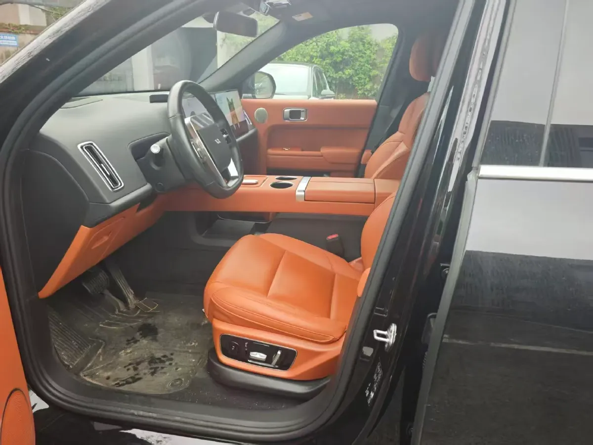 2024 Li L8 Range Extended 154HP REEV 42.8KWH,autocango,china used car exporter,china ev exporter,chinese used car exporter,chinese used ev exporter