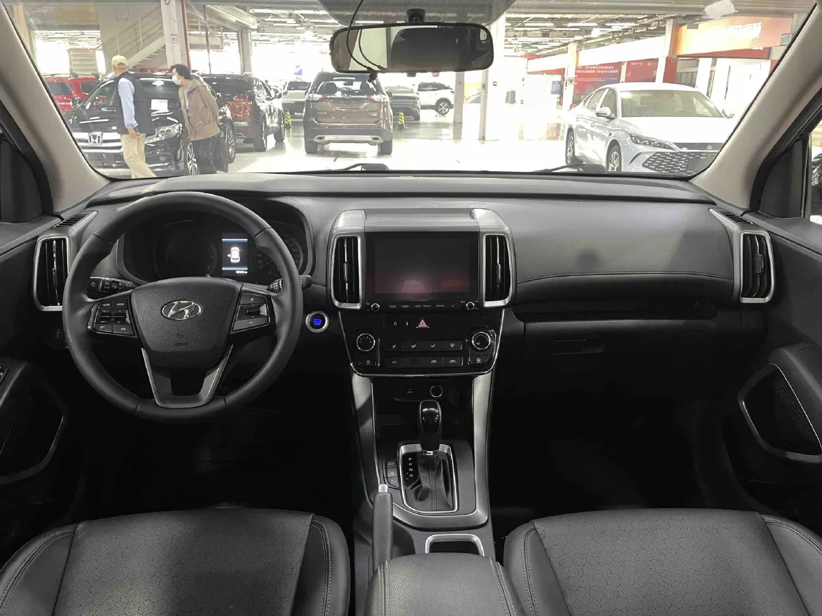2018 Hyundai ix35 2.0L 160HP L4 6AT,autocango,china used car exporter,china ev exporter,chinese used car exporter,chinese used ev exporter