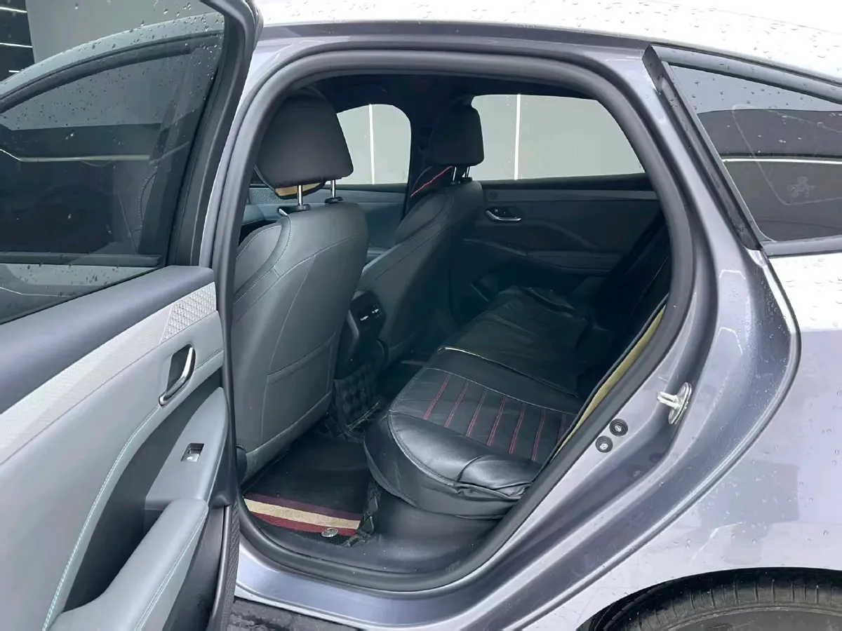 2025 BYD Seal05 DM-i 1.5L 101HP L4 E-CVT PHEV 7.68KWH,autocango,china used car exporter,china ev exporter,chinese used car exporter,chinese used ev exporter