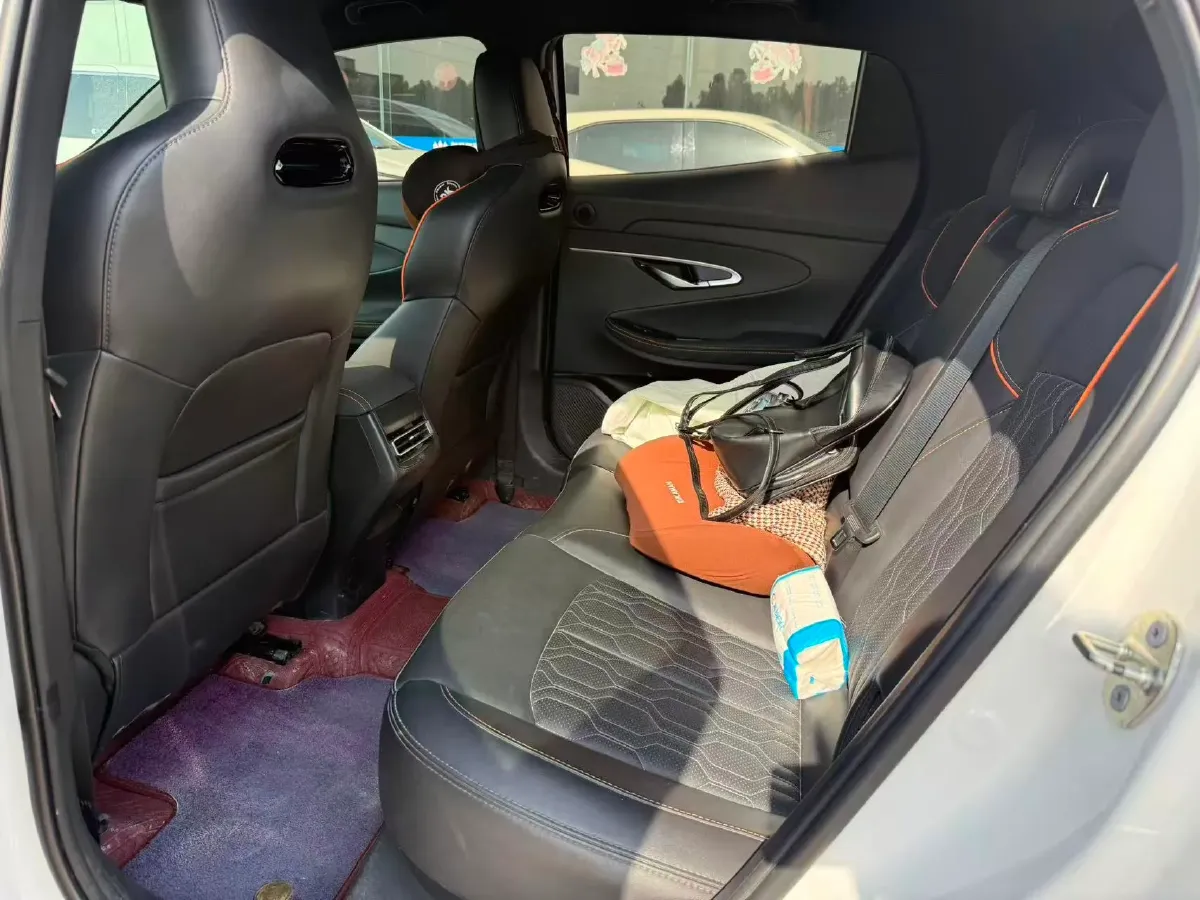 2022 ChangAn UNI-T 2.0T 233HP L4 8AT,autocango,china used car exporter,china ev exporter,chinese used car exporter,chinese used ev exporter