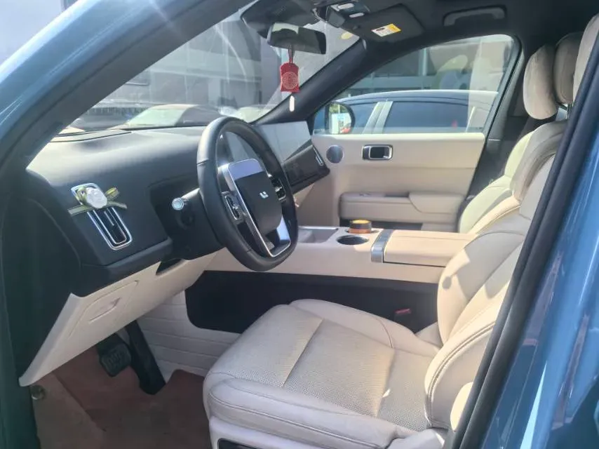 2023 Li L7 Range Extended 154HP REEV 40.9KWH,autocango,china used car exporter,china ev exporter,chinese used car exporter,chinese used ev exporter