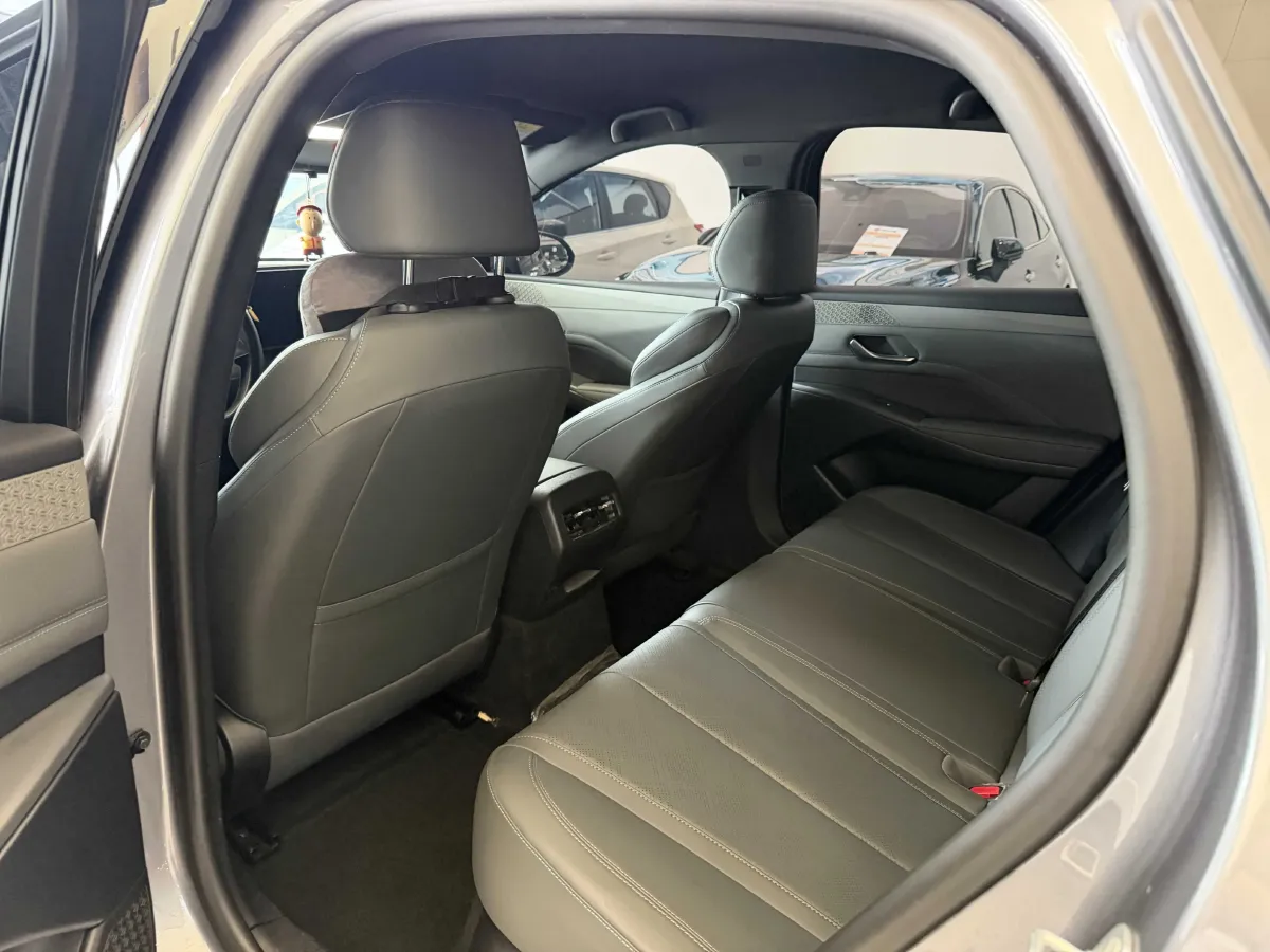 2025 BYD Qin Plus 1.5L 101HP L4 E-CVT PHEV 7.68KWH,autocango,china used car exporter,china ev exporter,chinese used car exporter,chinese used ev exporter