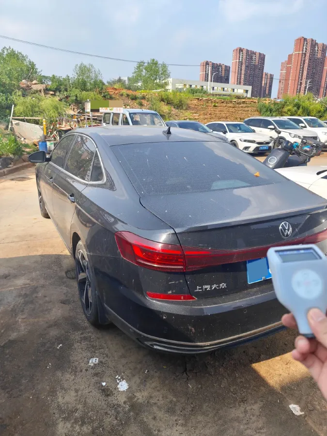 2023 Volkswagen Passat 2.0T 186HP L4 7DCT,autocango,china used car exporter,china ev exporter,chinese used car exporter,chinese used ev exporter