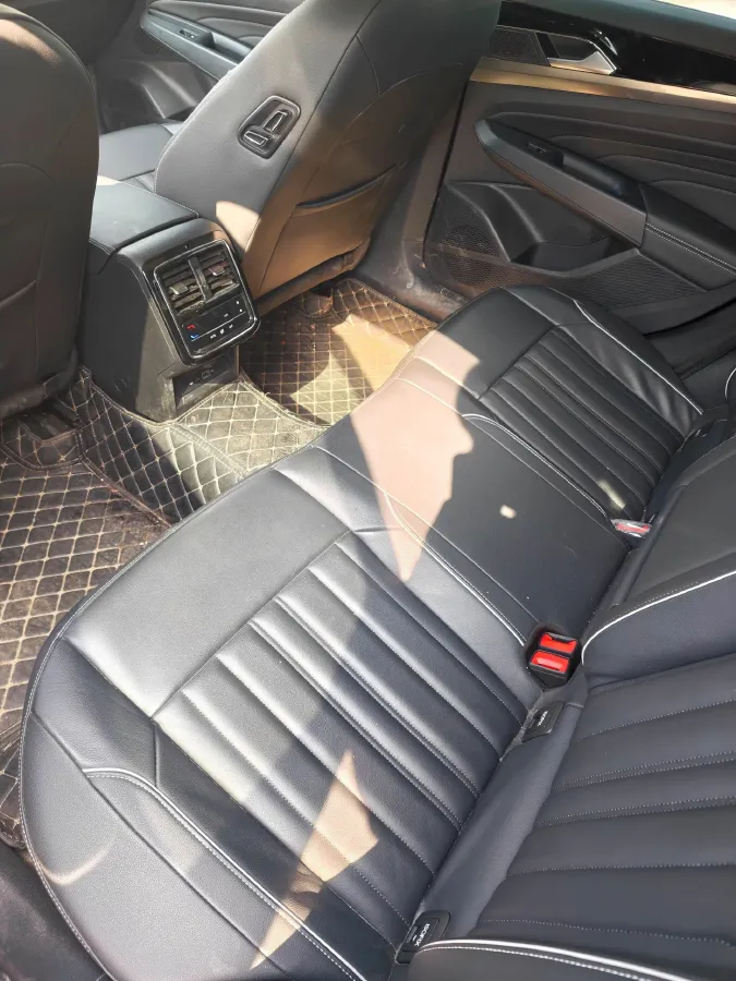 2023 Volkswagen Passat 2.0T 186HP L4 7DCT,autocango,china used car exporter,china ev exporter,chinese used car exporter,chinese used ev exporter