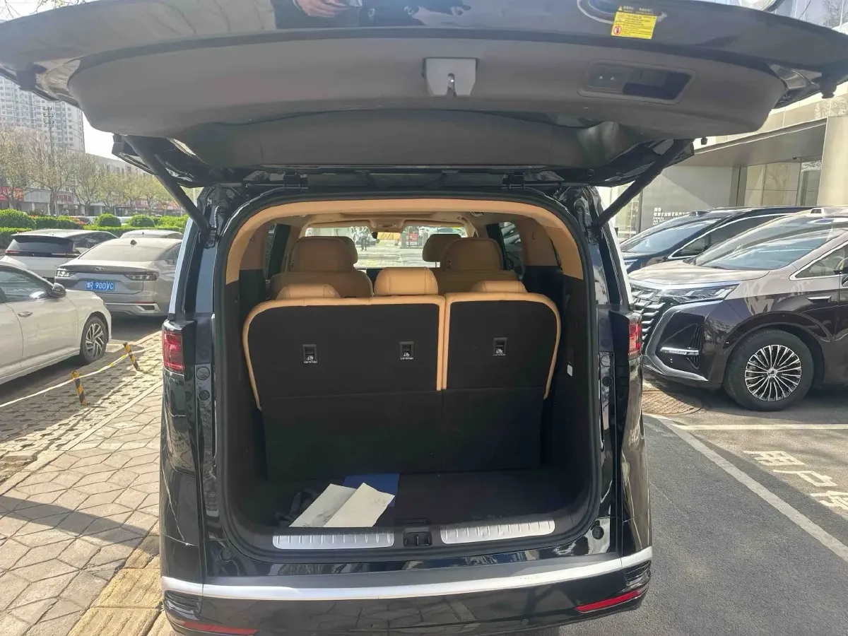 2025 Denza D9 1.5T 156HP L4 E-CVT PHEV 40KWH,autocango,china used car exporter,china ev exporter,chinese used car exporter,chinese used ev exporter