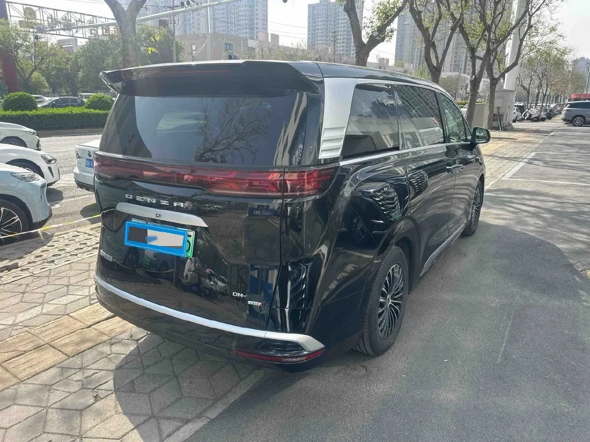 2025 Denza D9 1.5T 156HP L4 E-CVT PHEV 40KWH,autocango,china used car exporter,china ev exporter,chinese used car exporter,chinese used ev exporter