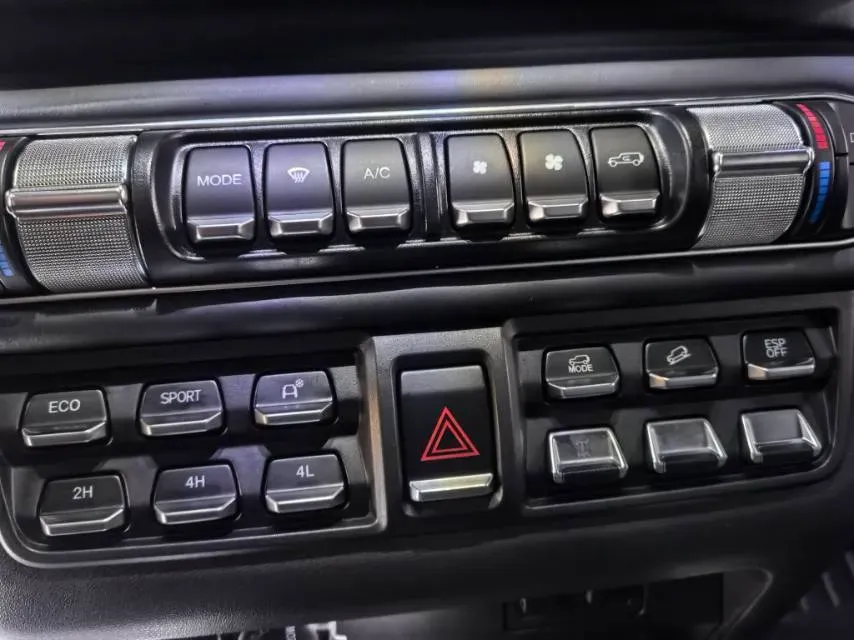 2024 212 212 T01 2.0T 252HP L4 8AT,autocango,china used car exporter,china ev exporter,chinese used car exporter,chinese used ev exporter