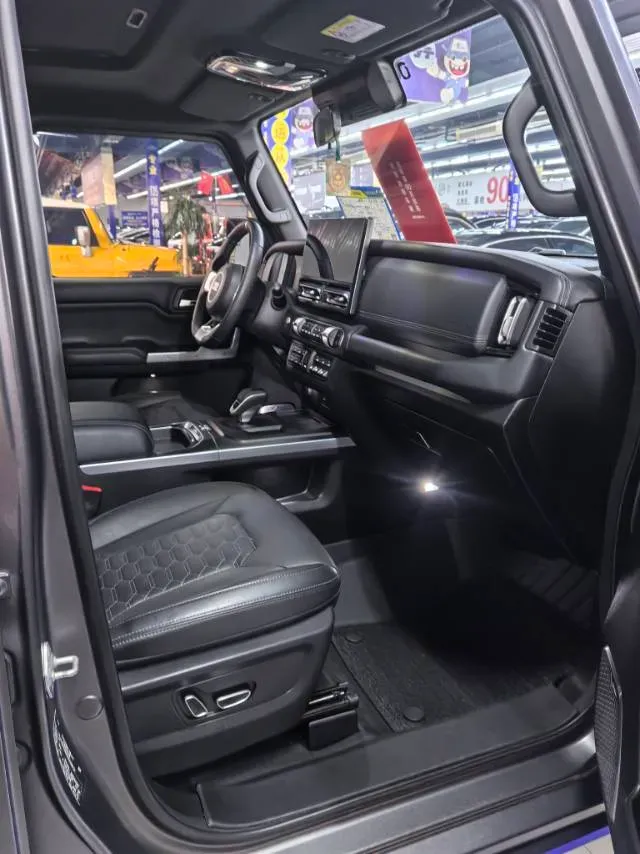 2024 212 212 T01 2.0T 252HP L4 8AT,autocango,china used car exporter,china ev exporter,chinese used car exporter,chinese used ev exporter