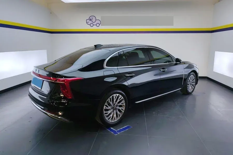 2022 HongQi H5 1.8T 197HP L4 6AT,autocango,china used car exporter,china ev exporter,chinese used car exporter,chinese used ev exporter