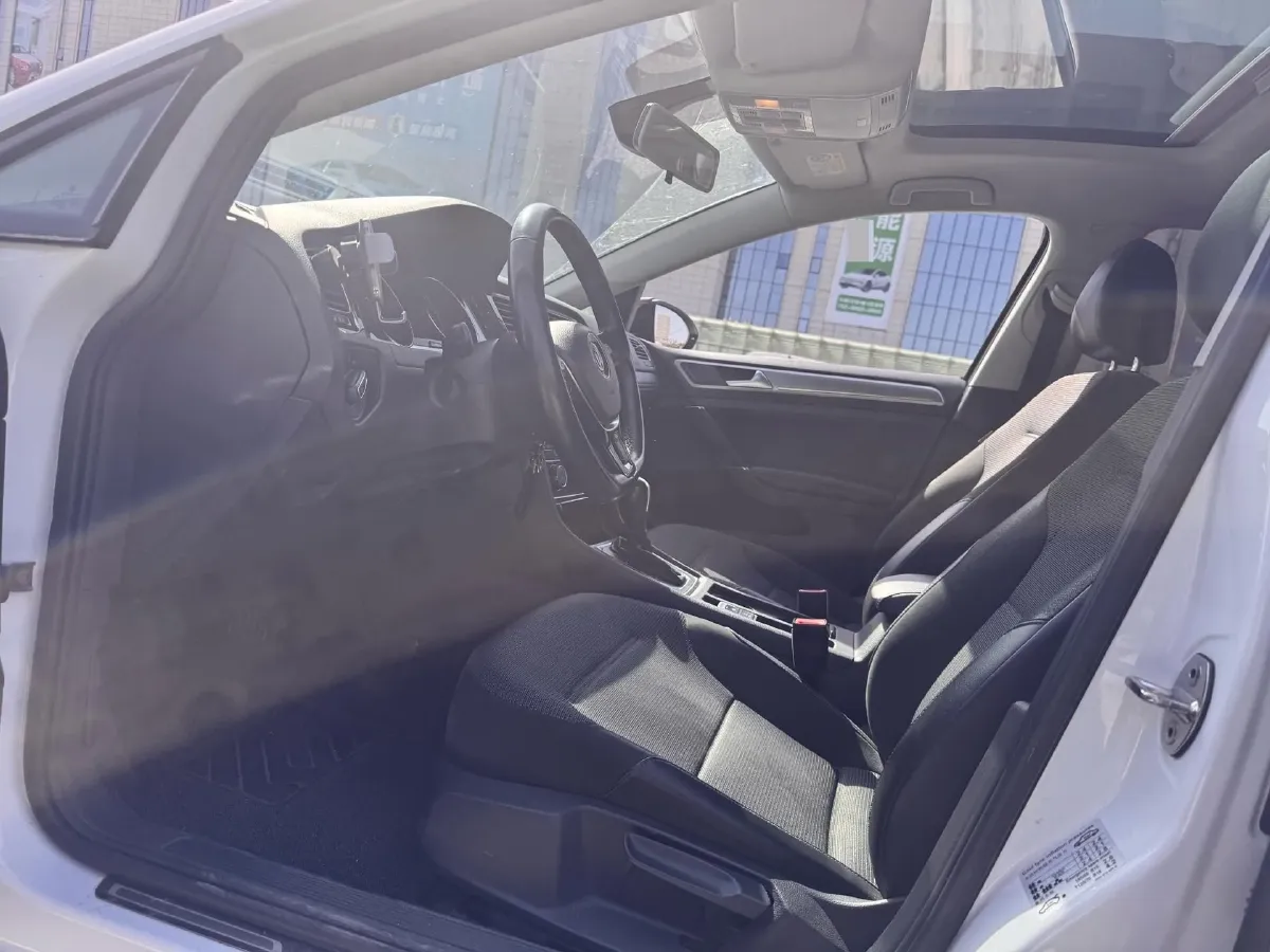 2020 Volkswagen Golf 1.4T 150HP L4 7DCT,autocango,china used car exporter,china ev exporter,chinese used car exporter,chinese used ev exporter