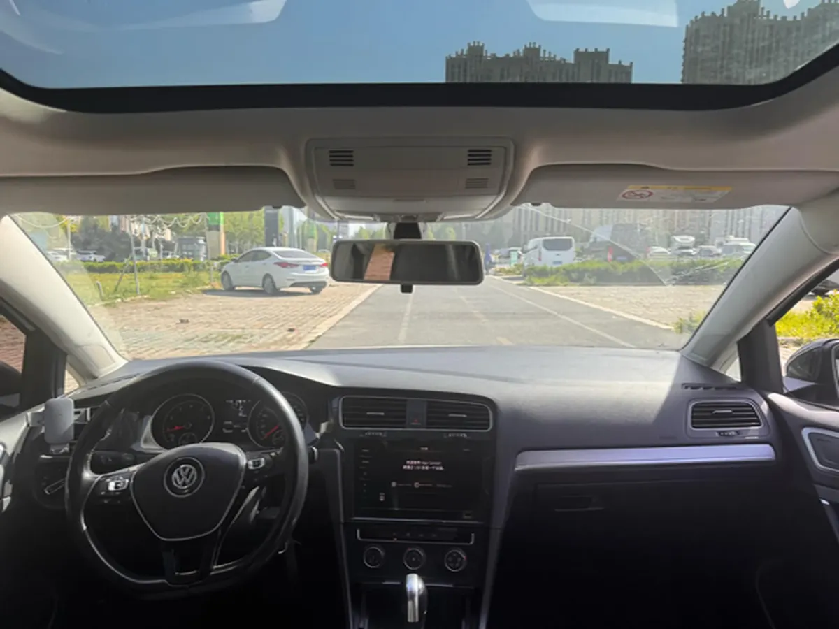 2020 Volkswagen Golf 1.4T 150HP L4 7DCT,autocango,china used car exporter,china ev exporter,chinese used car exporter,chinese used ev exporter