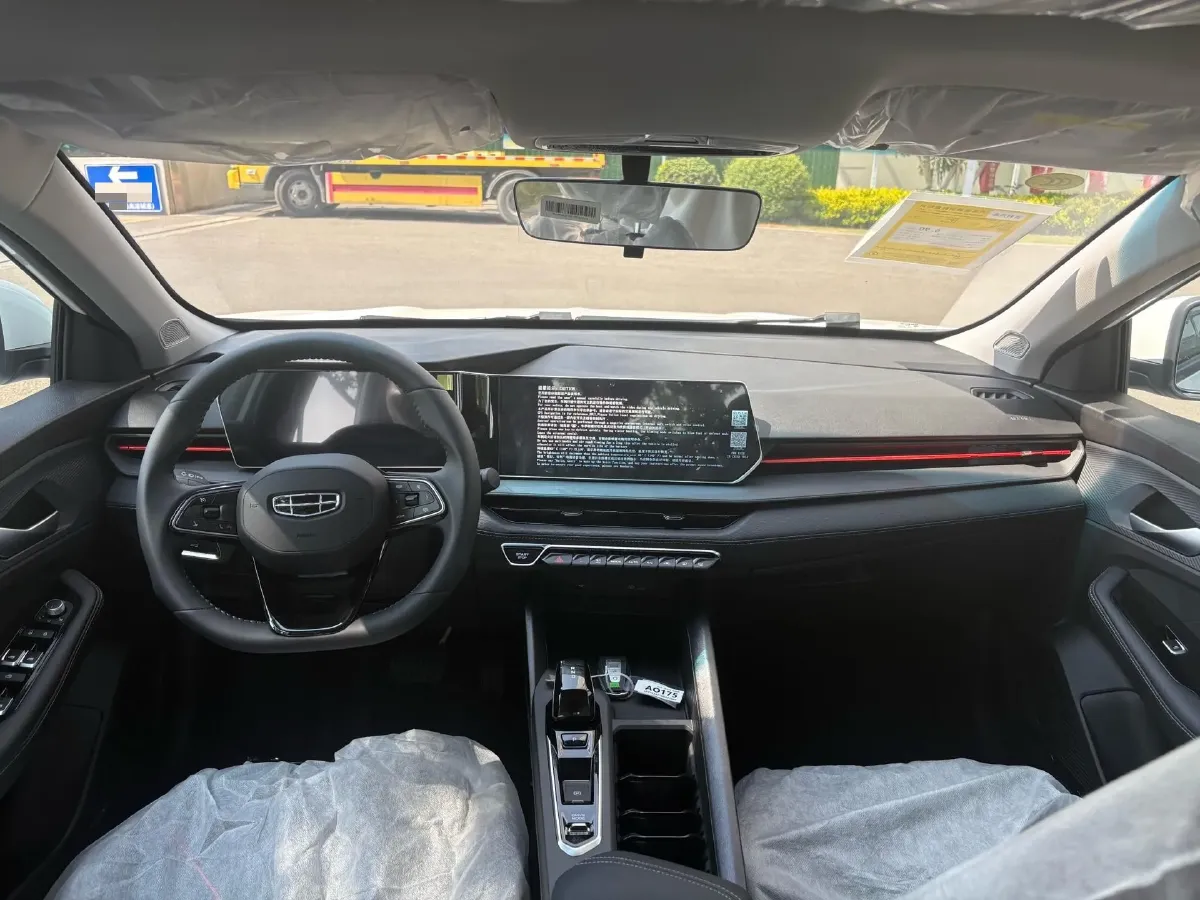 2024 Geely Binray 1.5T 181HP L4 7DCT,autocango,china used car exporter,china ev exporter,chinese used car exporter,chinese used ev exporter