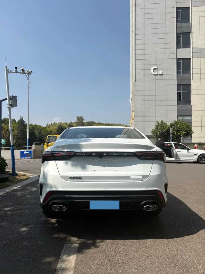 2024 Geely Binray 1.5T 181HP L4 7DCT,autocango,china used car exporter,china ev exporter,chinese used car exporter,chinese used ev exporter