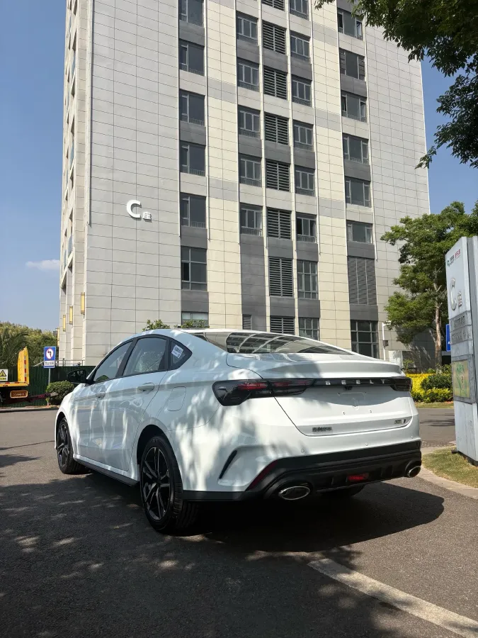 2024 Geely Binray 1.5T 181HP L4 7DCT,autocango,china used car exporter,china ev exporter,chinese used car exporter,chinese used ev exporter