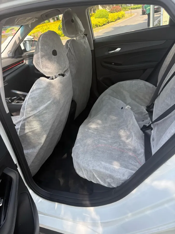 2024 Geely Binray 1.5T 181HP L4 7DCT,autocango,china used car exporter,china ev exporter,chinese used car exporter,chinese used ev exporter