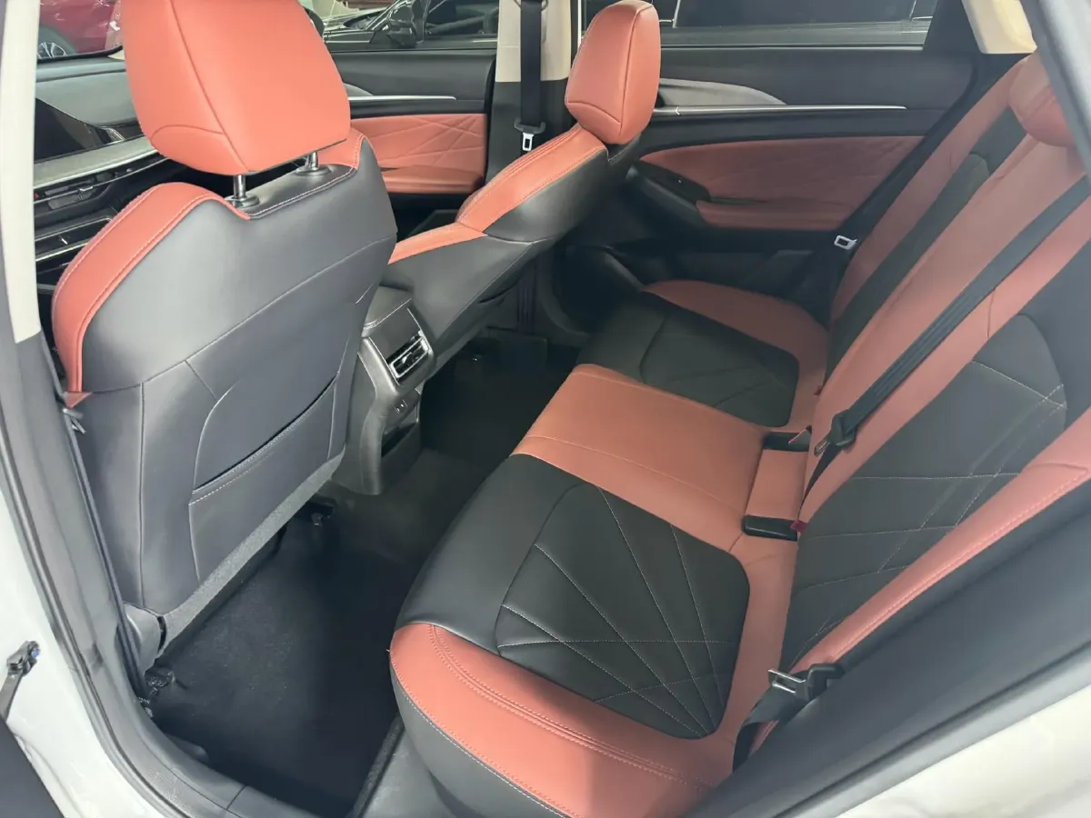 2023 ChangAn Eado 1.4T 160HP L4 7DCT,autocango,china used car exporter,china ev exporter,chinese used car exporter,chinese used ev exporter