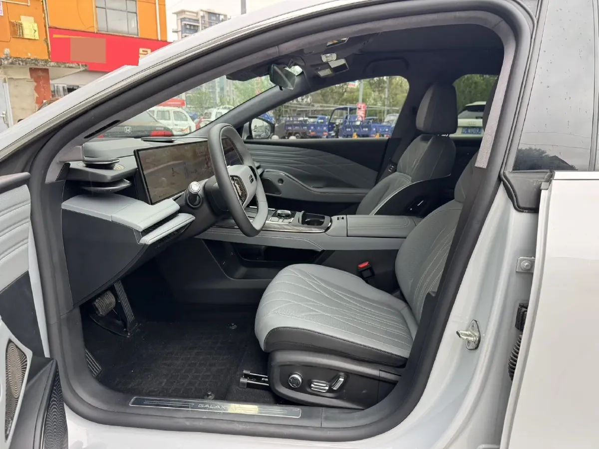 2025 Geely Galaxy E8 BEV 76KWH,autocango,china used car exporter,china ev exporter,chinese used car exporter,chinese used ev exporter