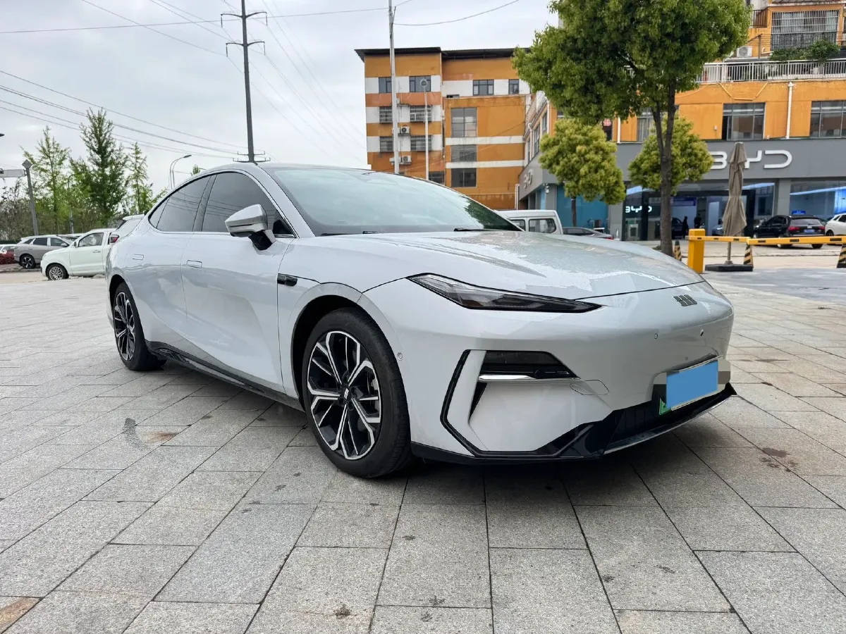 2025 Geely Galaxy E8 BEV 76KWH,autocango,china used car exporter,china ev exporter,chinese used car exporter,chinese used ev exporter