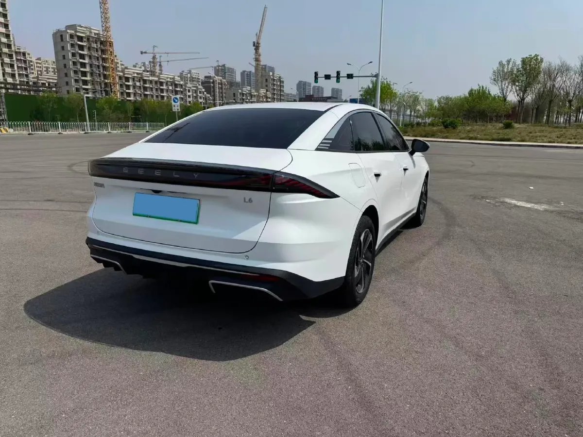 2023 Geely Galaxy L6 1.5T 163HP L4 3DHT PHEV,autocango,china used car exporter,china ev exporter,chinese used car exporter,chinese used ev exporter