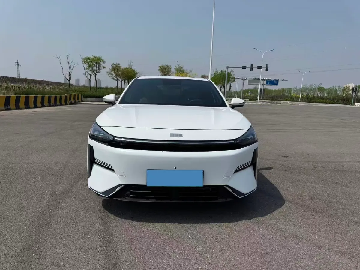 2023 Geely Galaxy L6 1.5T 163HP L4 3DHT PHEV,autocango,china used car exporter,china ev exporter,chinese used car exporter,chinese used ev exporter