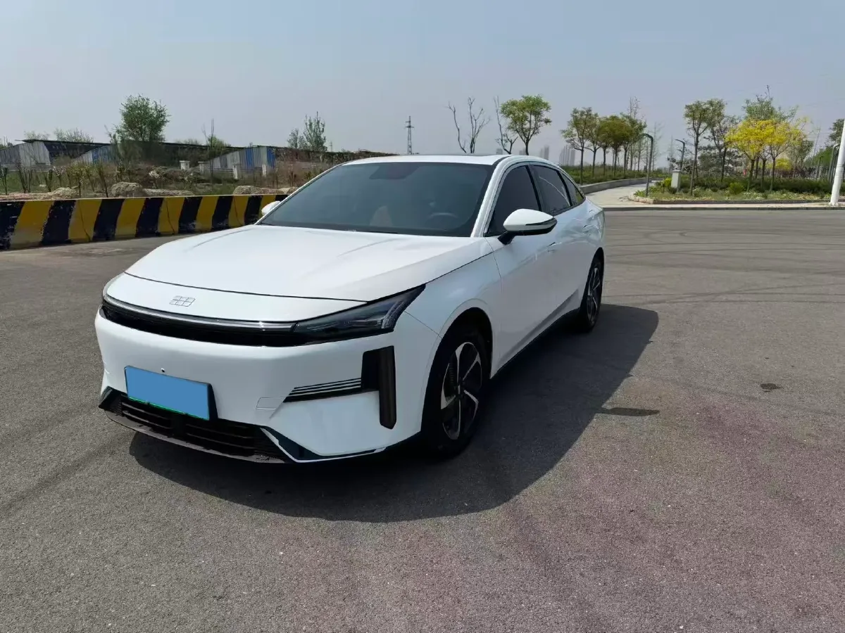 2023 Geely Galaxy L6 1.5T 163HP L4 3DHT PHEV,autocango,china used car exporter,china ev exporter,chinese used car exporter,chinese used ev exporter