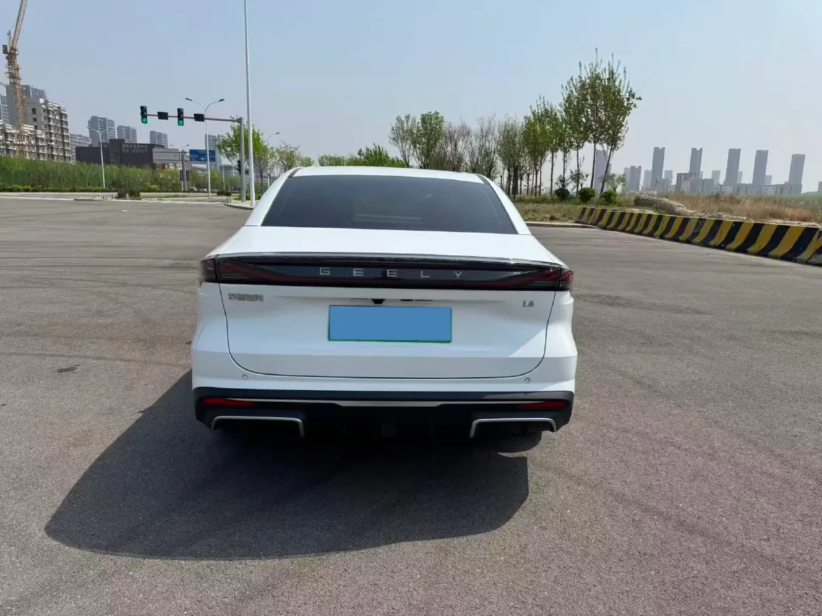 2023 Geely Galaxy L6 1.5T 163HP L4 3DHT PHEV,autocango,china used car exporter,china ev exporter,chinese used car exporter,chinese used ev exporter