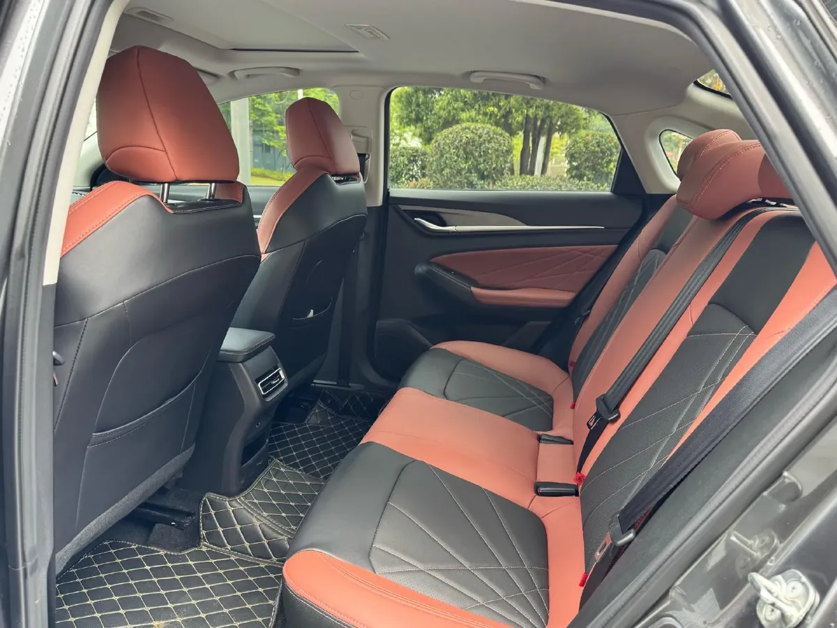 2021 ChangAn Eado 1.4T 160HP L4 7DCT,autocango,china used car exporter,china ev exporter,chinese used car exporter,chinese used ev exporter