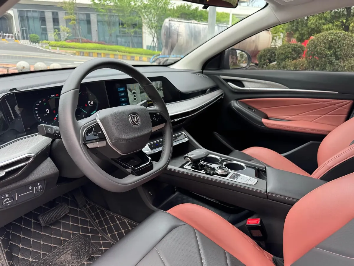 2021 ChangAn Eado 1.4T 160HP L4 7DCT,autocango,china used car exporter,china ev exporter,chinese used car exporter,chinese used ev exporter