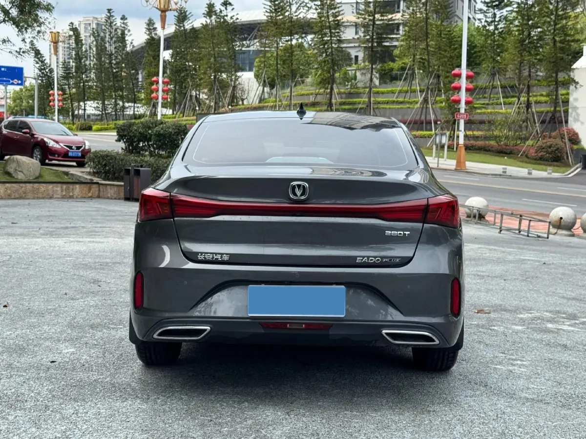2021 ChangAn Eado 1.4T 160HP L4 7DCT,autocango,china used car exporter,china ev exporter,chinese used car exporter,chinese used ev exporter