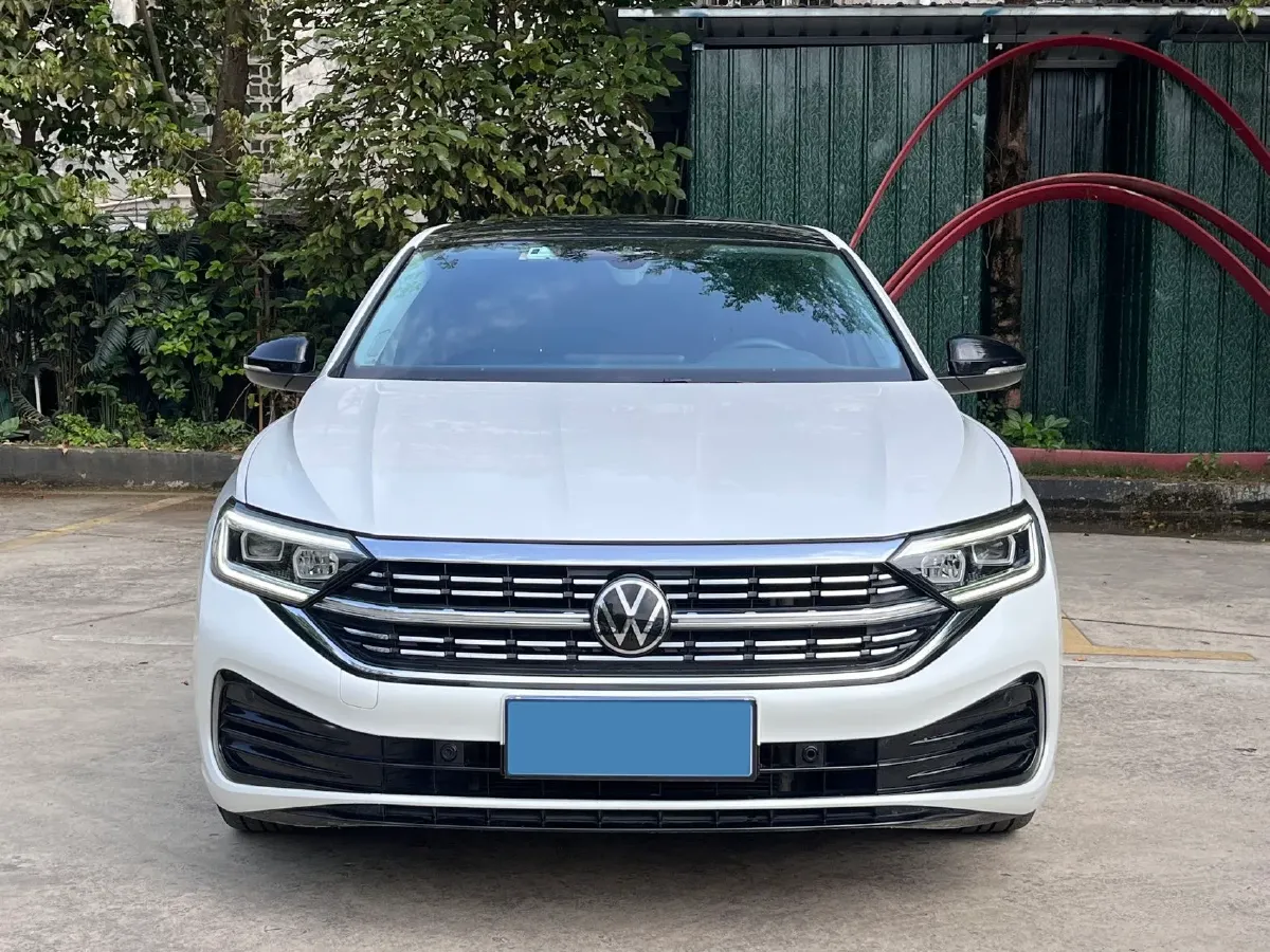 2023 Volkswagen Sagitar 1.5T 160HP L4 7DCT,autocango,china used car exporter,china ev exporter,chinese used car exporter,chinese used ev exporter